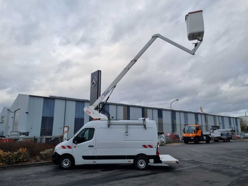 Renault Master 2.3 dCi / France Elevateur 121FT, 12m
