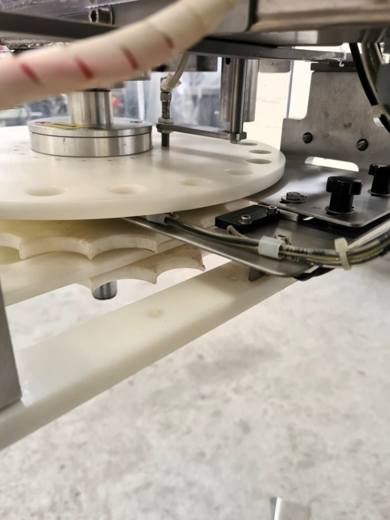 ALIMENTATORE ESSICCANTE PER FLACONI – OMEGA – MOD. DF-1D1