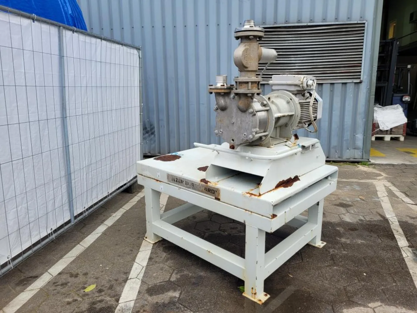 Sulzer Burckhardt Flüssigkeit ring vacuum pump with ABB 10 kW EX Motor - 1