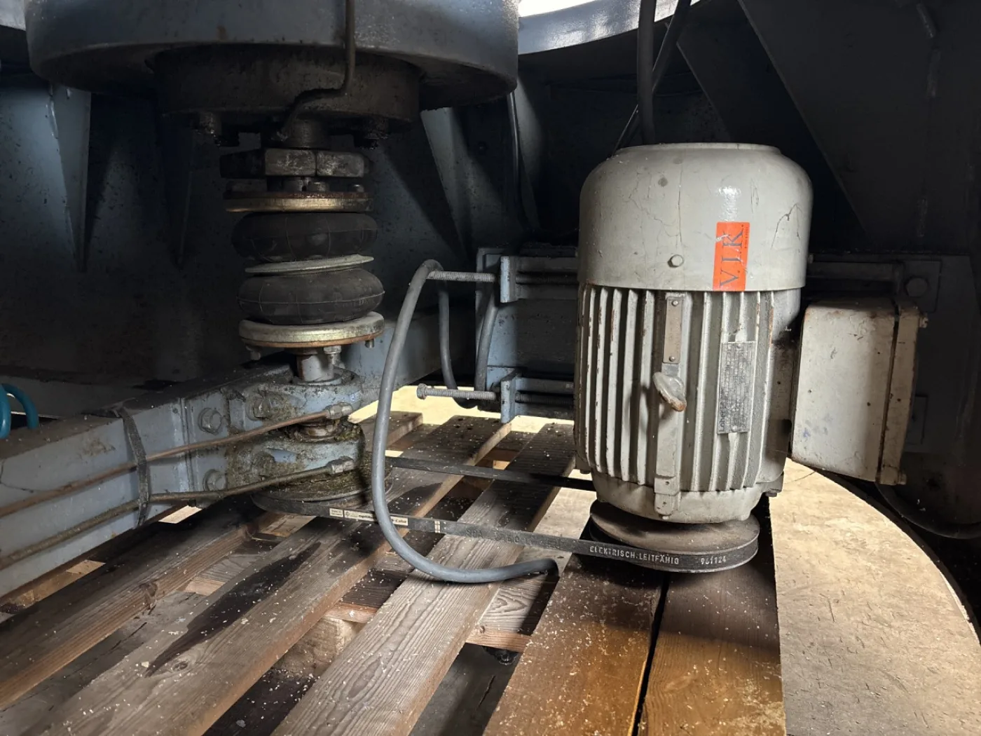 Gough & Co Vibrecon Separator - Vibro sieve - 7