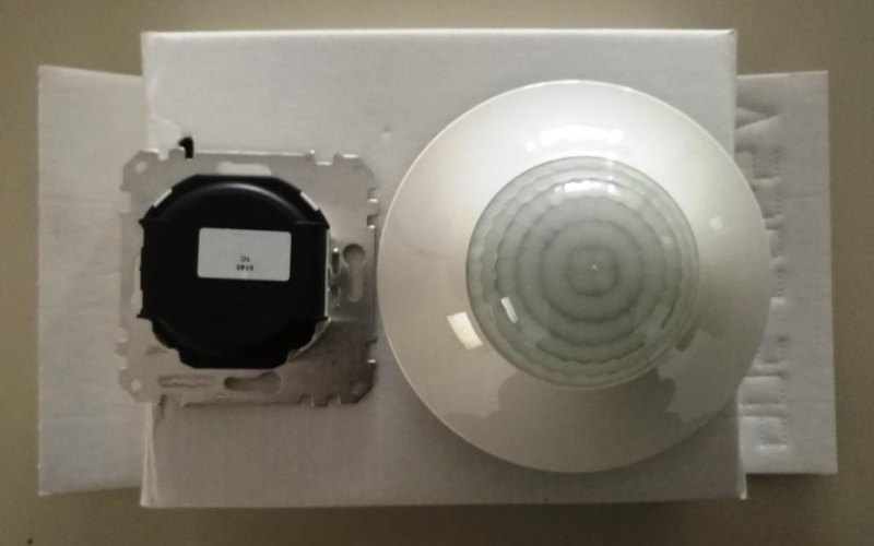 SENSORE RILEVAZIONE DI PRESENZA – SHNEIDER ARGUS – MOD. MTN550590