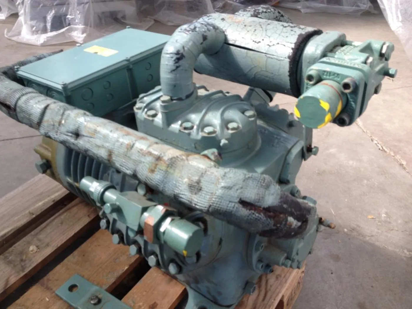 COMPRESSORE A PISTONE – BITZER – MOD. S6G-25 - 6
