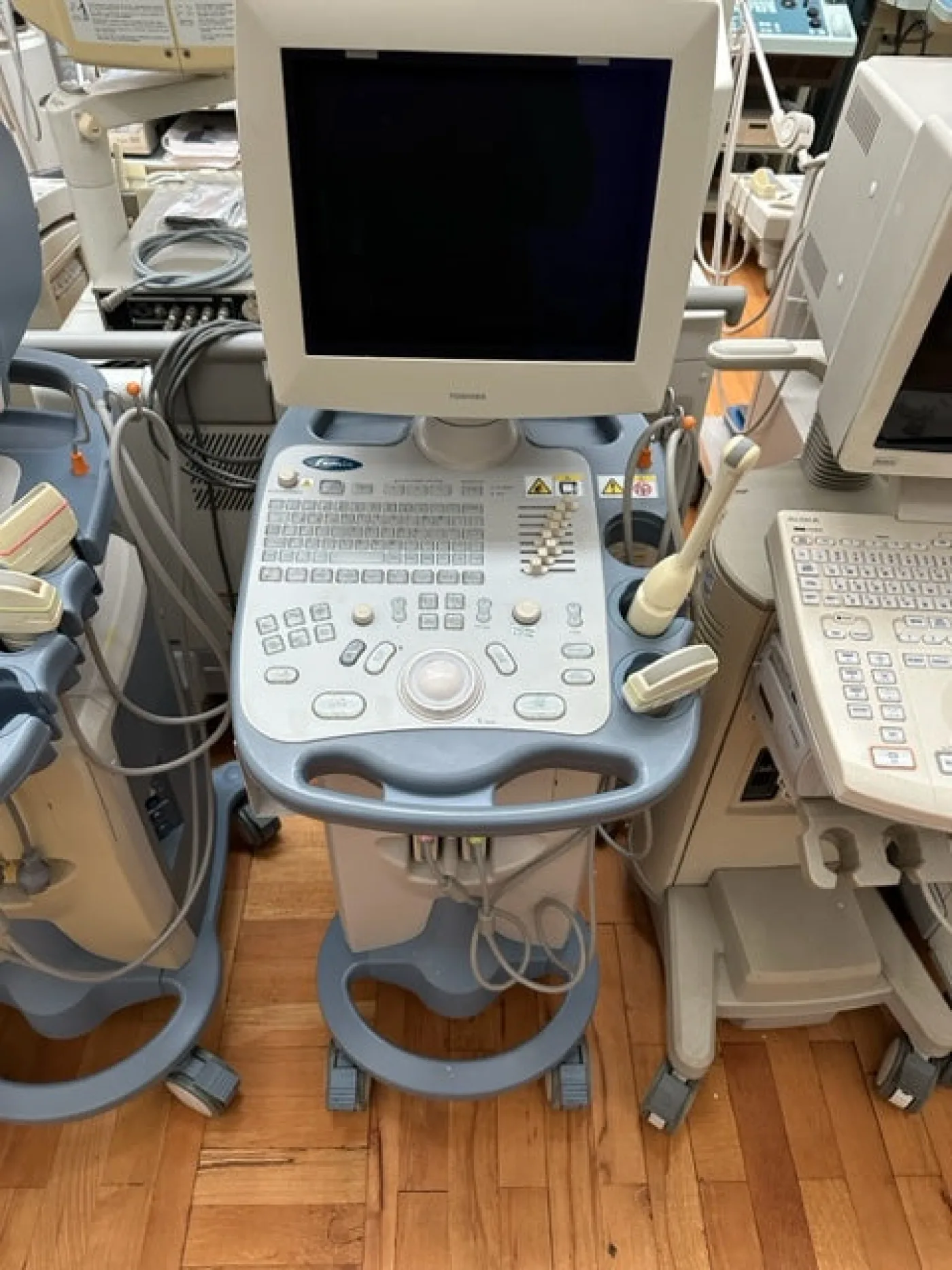 Toshiba SSA-530A Famio Ultraschallgerät (s/w) - 1