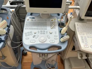 Toshiba SSA-530A Famio Ultraschallgerät (s/w)