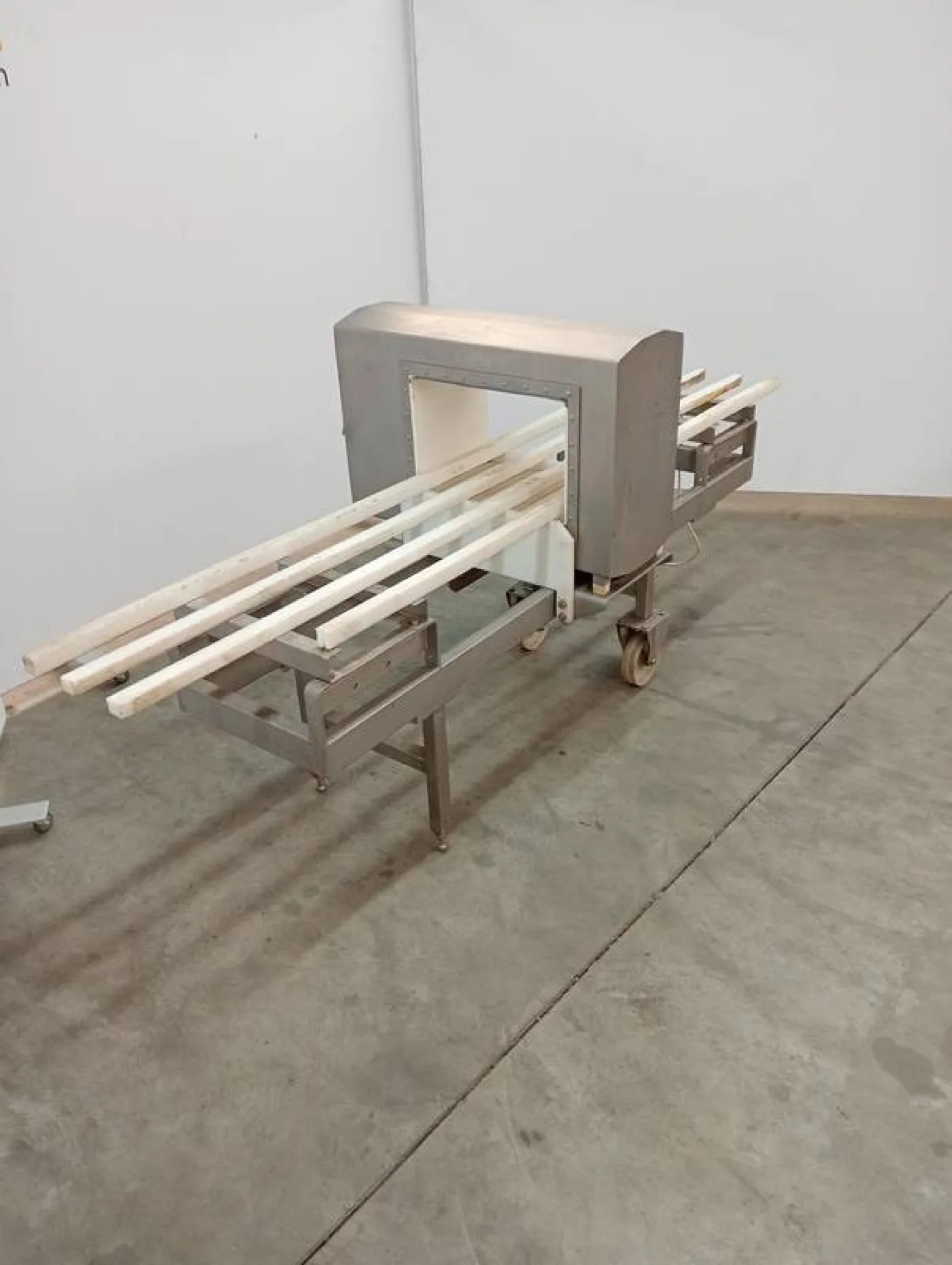 Metal Detector - 7