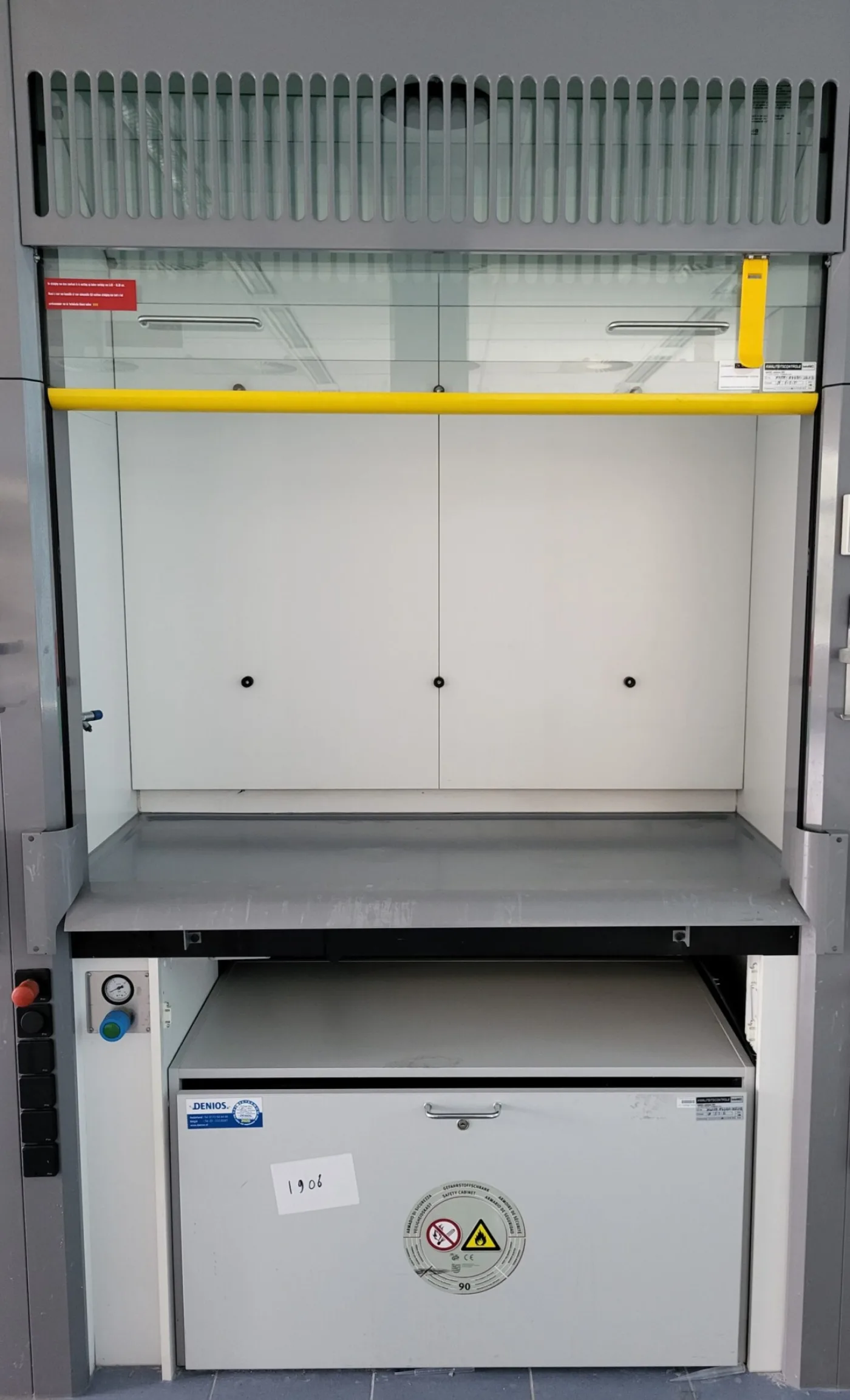 1906 - Used S+B Fumehood (150cm) - 1