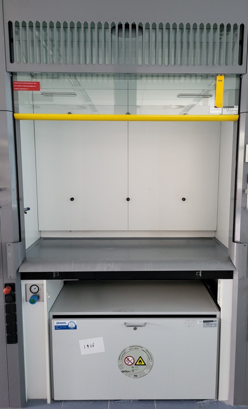 1906 - Used S+B Fumehood (150cm)