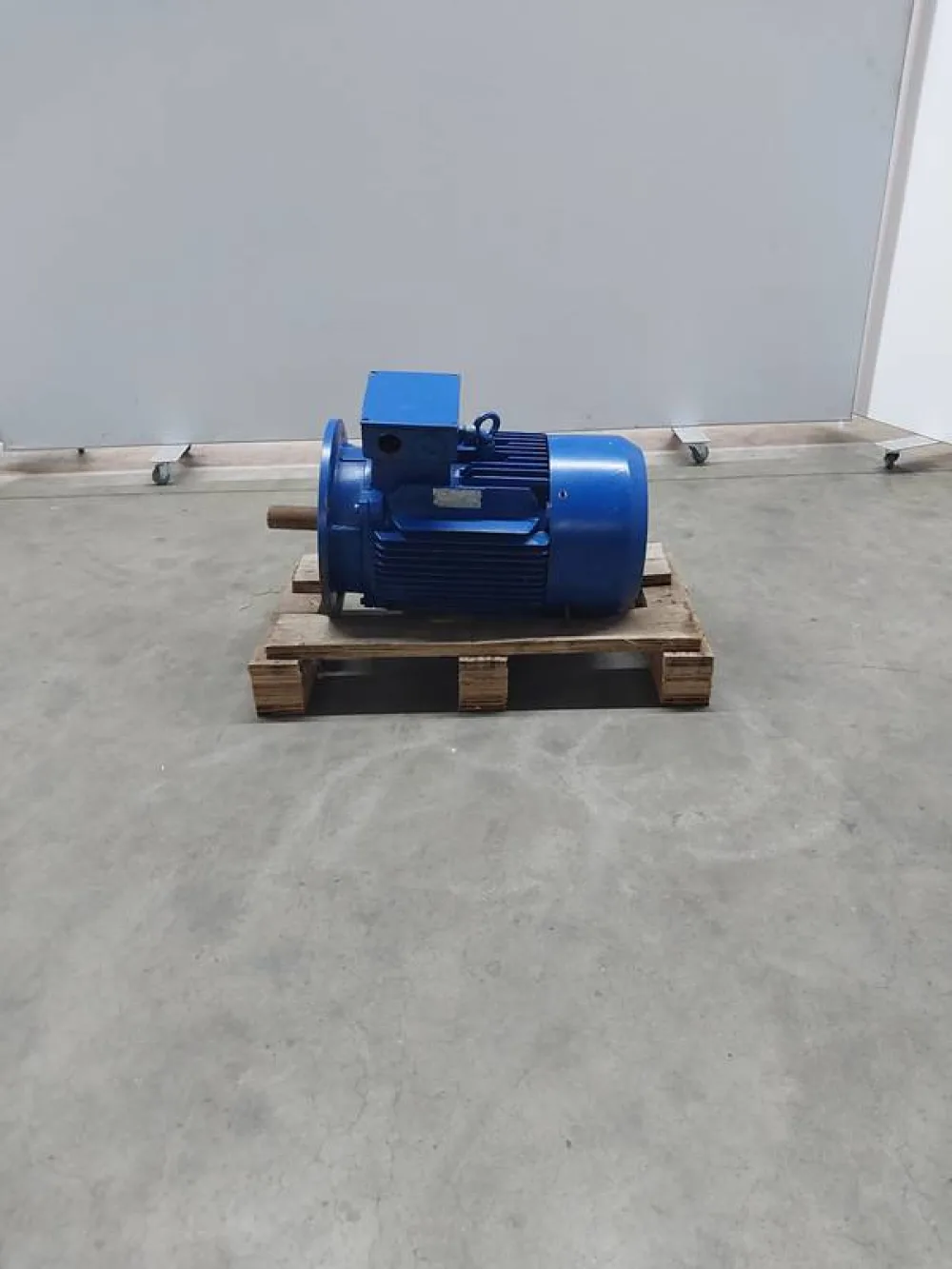 Elektric motor