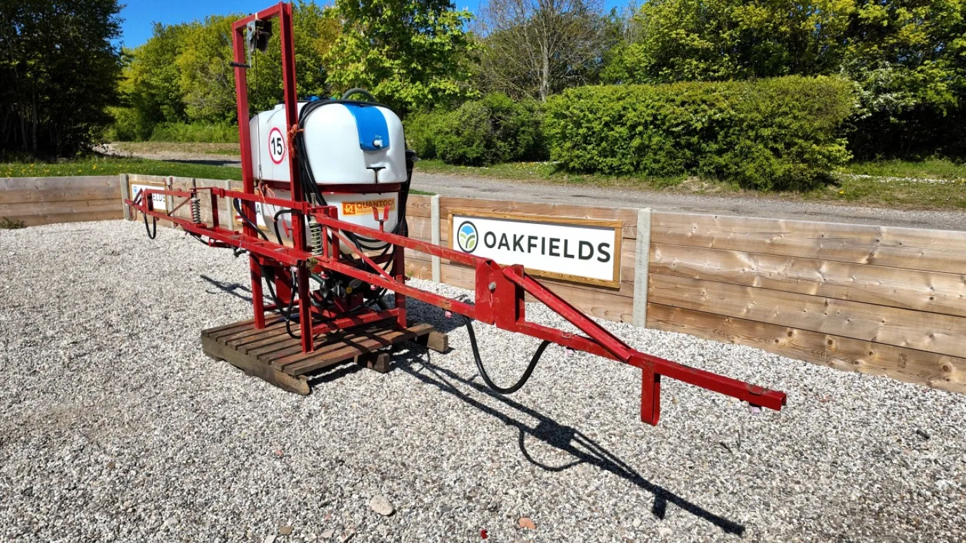 Jarmet 6m Mounted Paddock Sprayer - 1