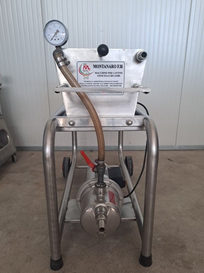 MONTANARO F.LLI 20X20 STAINLESS STEEL PLATE FILTER WITH 17 PLATES, SECOND HAND MACHINE