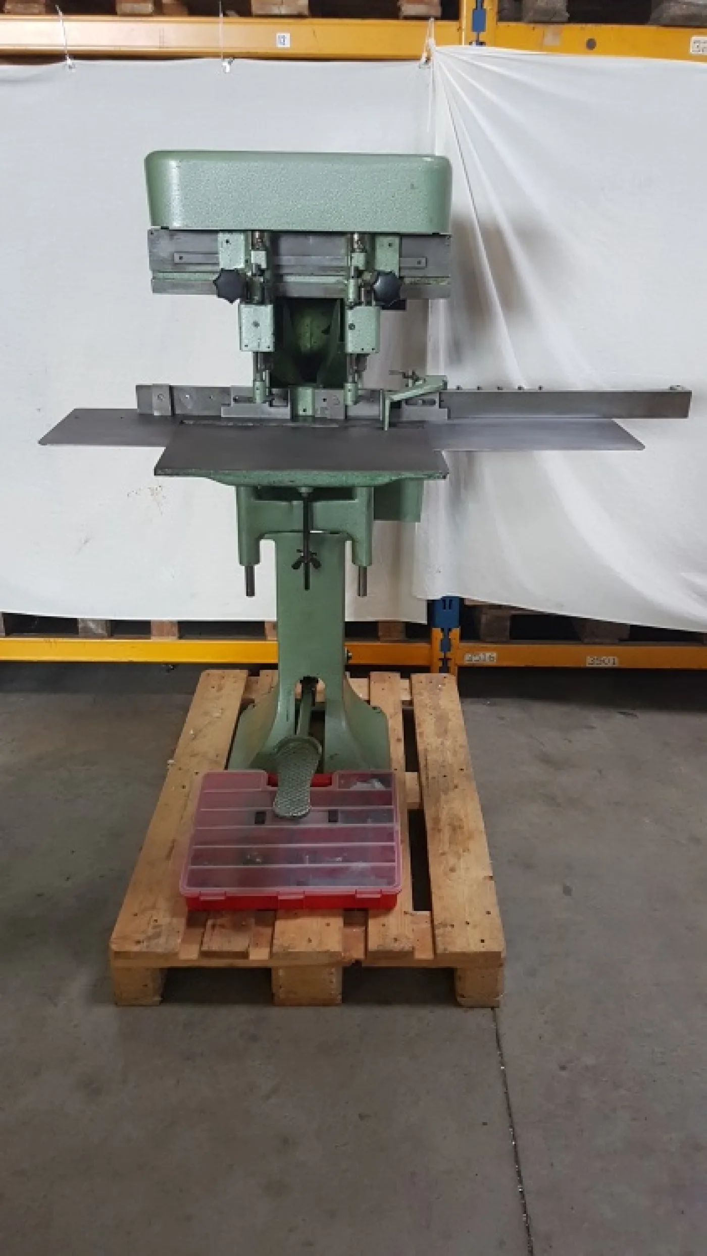 Papierbohrmaschine Hang 106 DT - 1