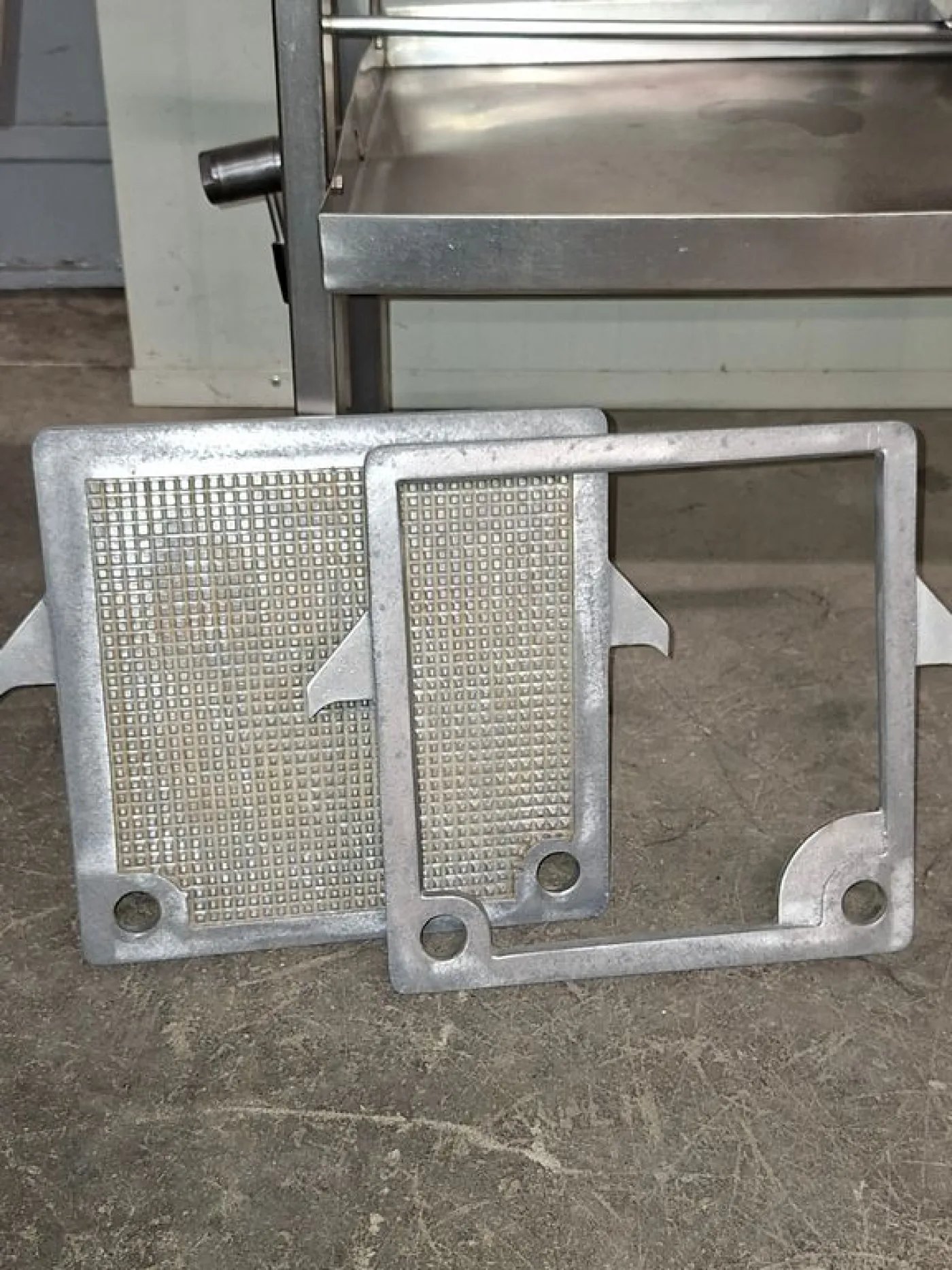FILTER PLATES MODEL 32X32, STAINLESS STEEL FRAME, 20 ALUMINUM PLATES, SECOND-HAND MACHINE - 7