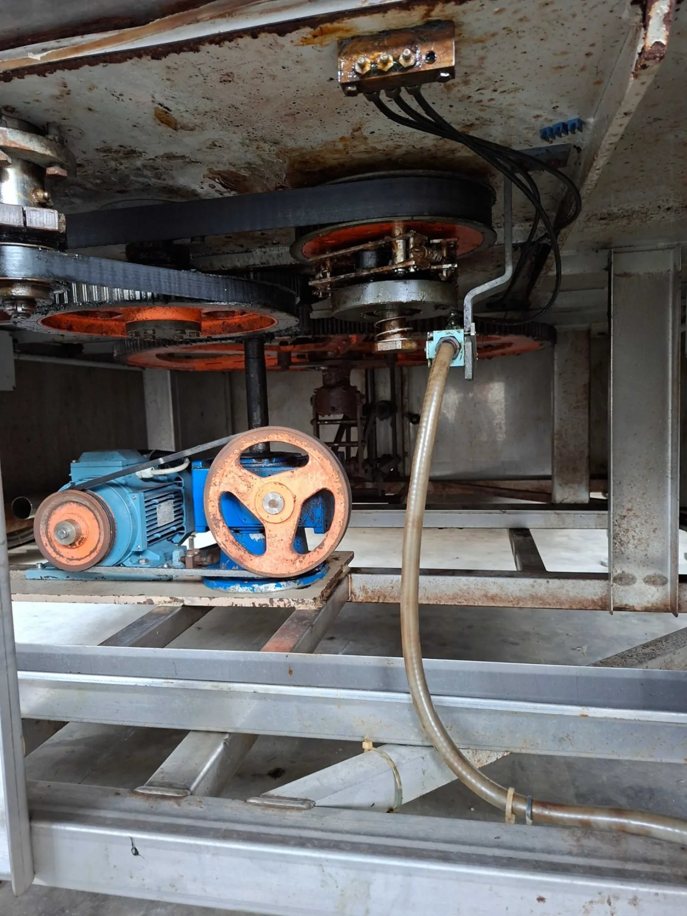 RINSER MACHINE PROCOMAC 45 NOZZLES MODEL GRIPSTAR, SECOND-HAND MACHINE - 4