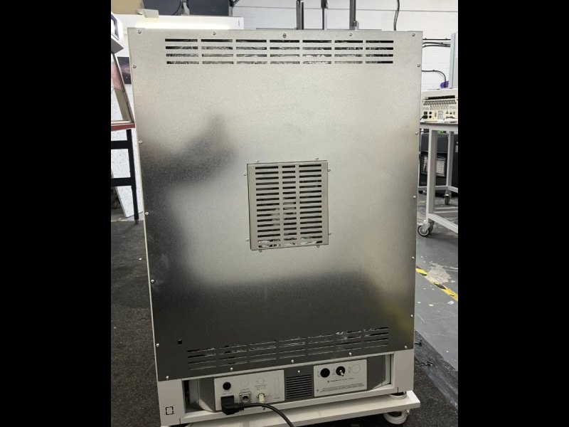 Binder CB220 CO2 Incubator