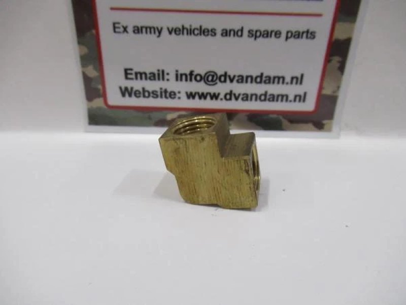 Knie aanzuigbuis brandstoftank