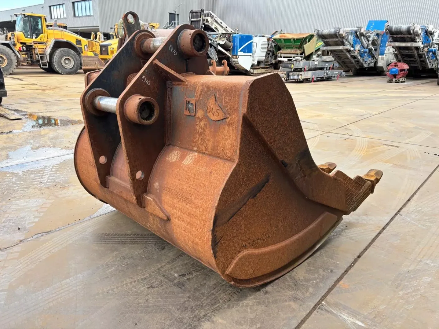 Excavator bucket Cat 365 - 5