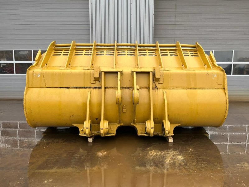 Bucket Caterpillar 990