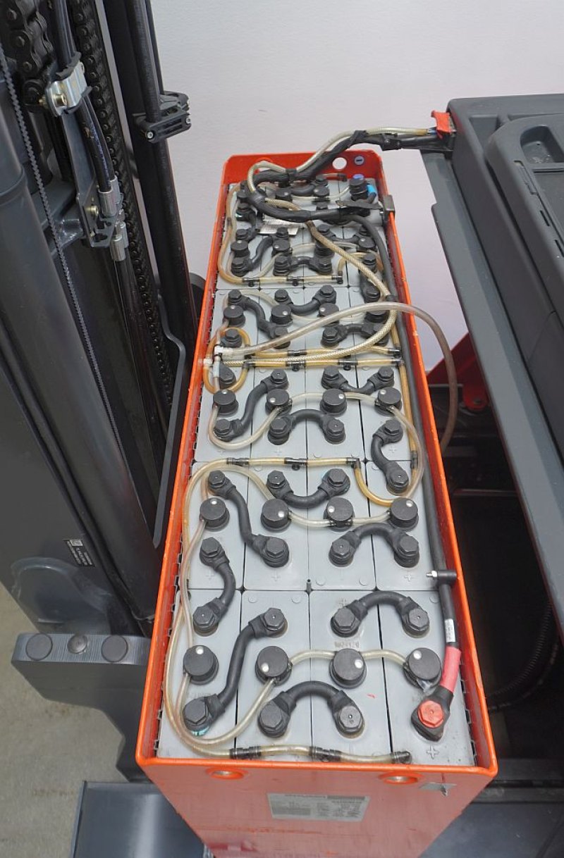 Schubmaststapler Linde R 10 B 1120 (2018)