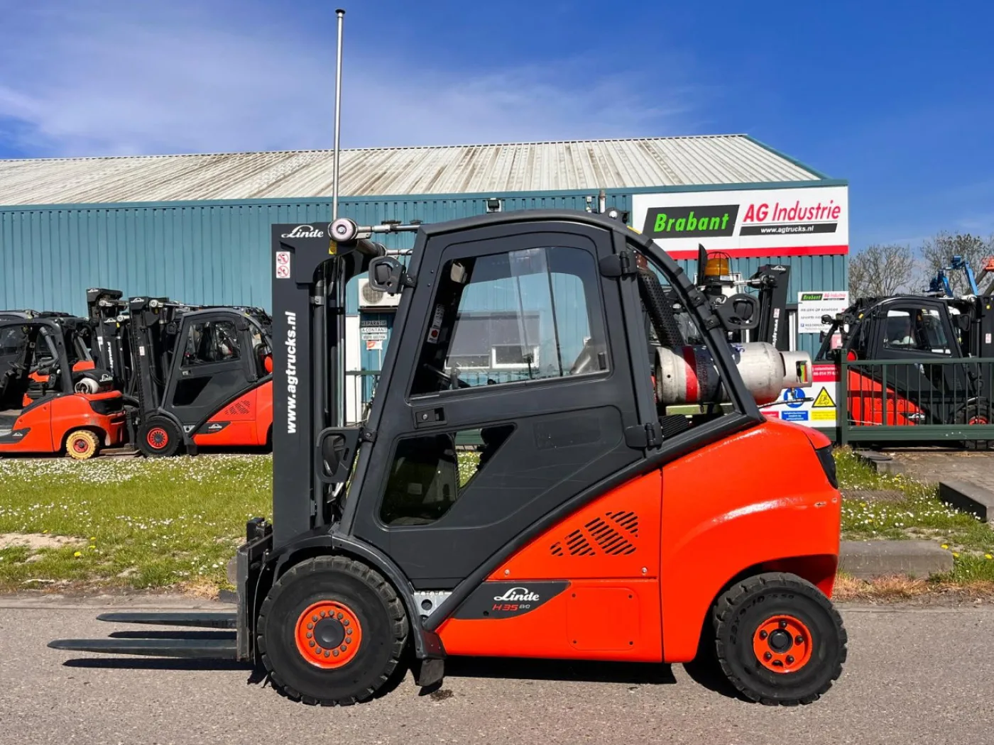 Linde H35T-02 - 2