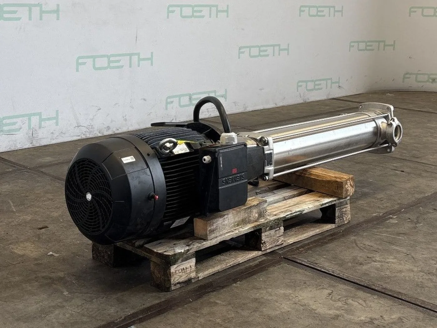 Grundfos CRN32-13 EOS-P-A-E-HQQE - Centrifugal Pump - 3