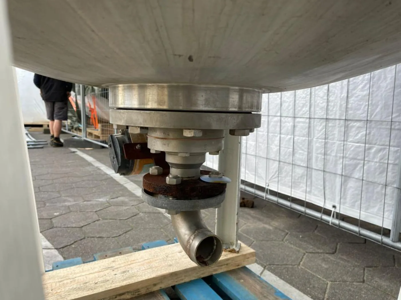 Vertical stainless steel tank / process vessel - 7