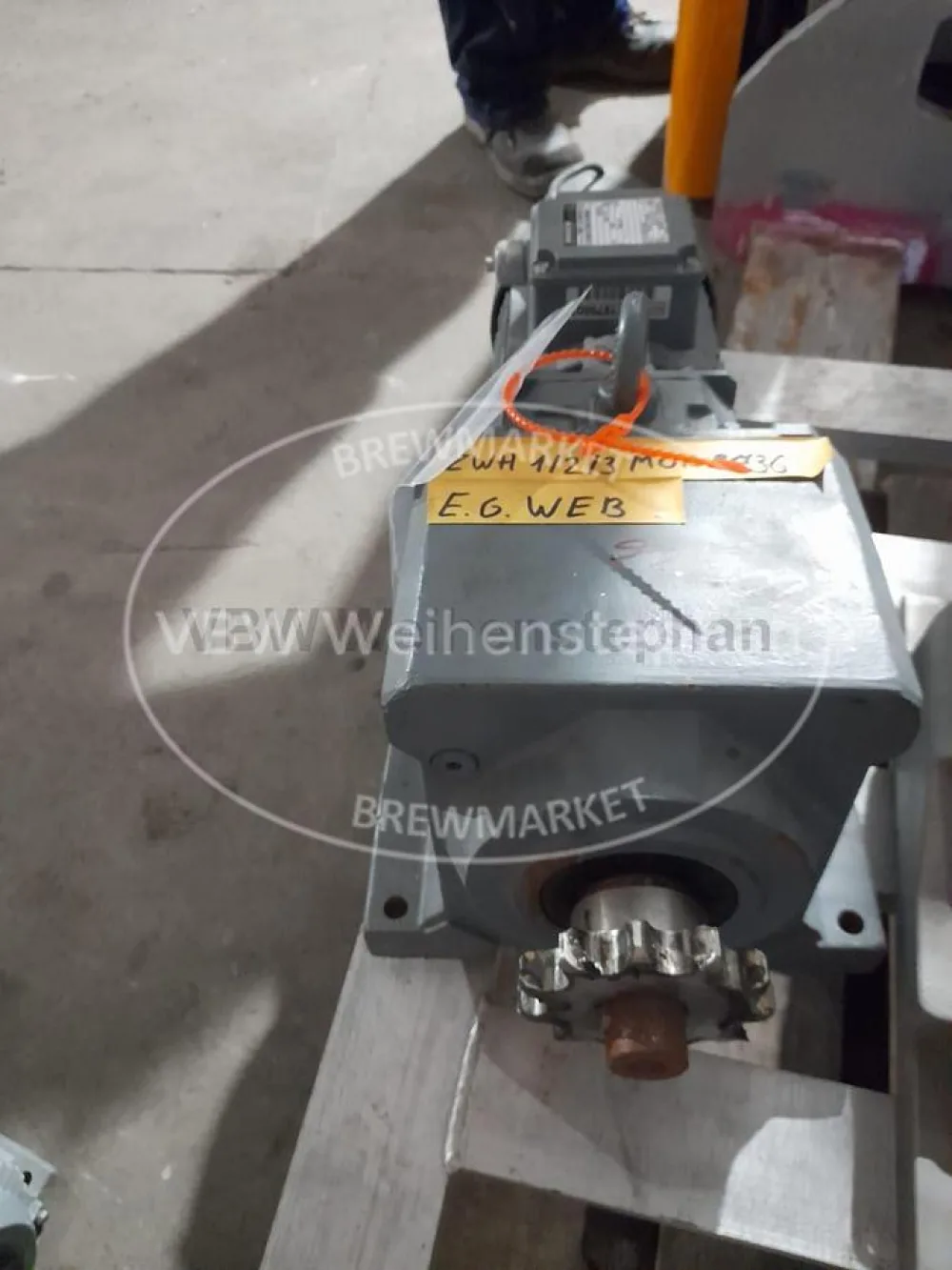 Gear motor