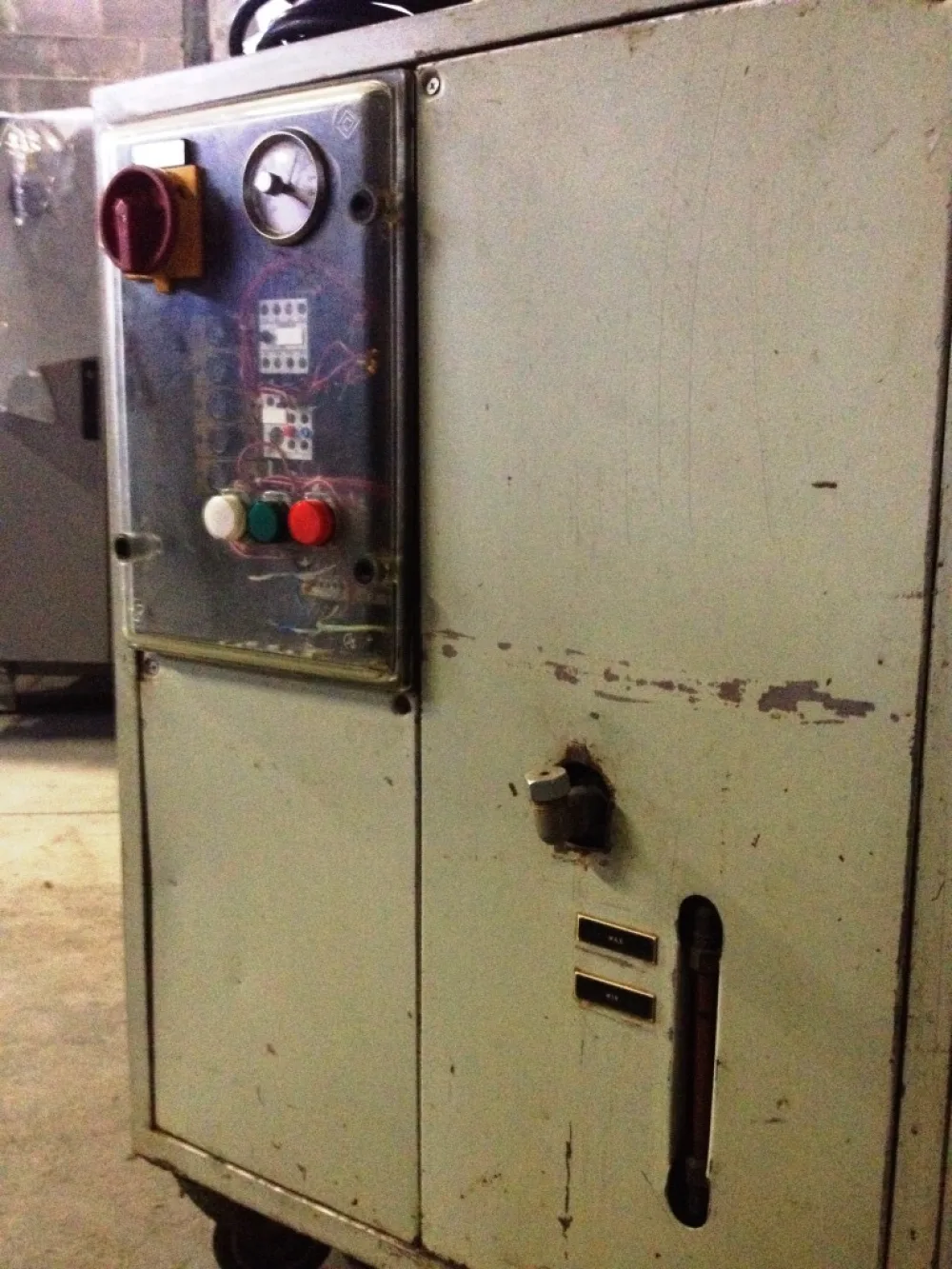 UNITÀ REFRIGERATORE CHILLER – AERNI
