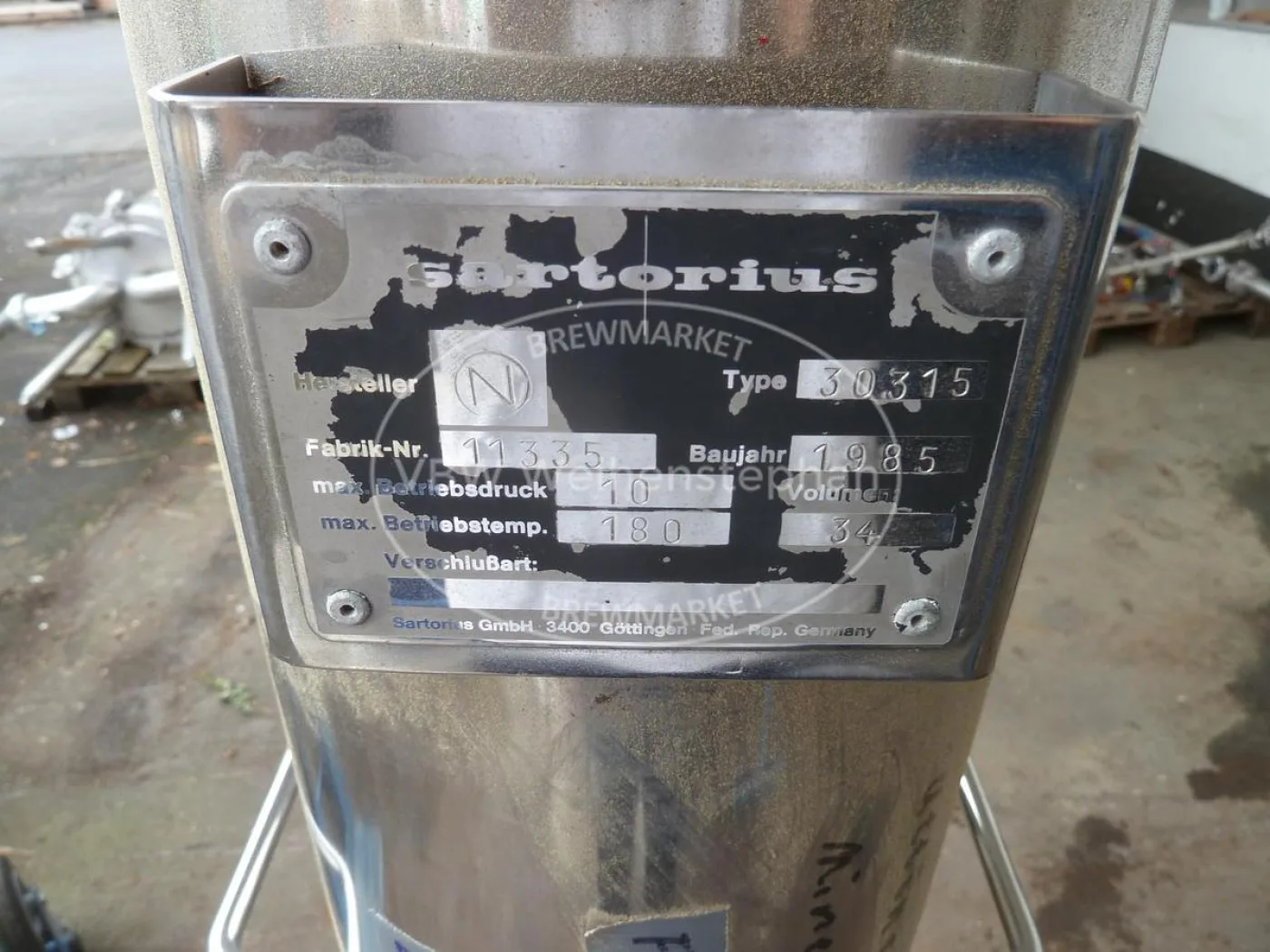 Trap filter housing - 3