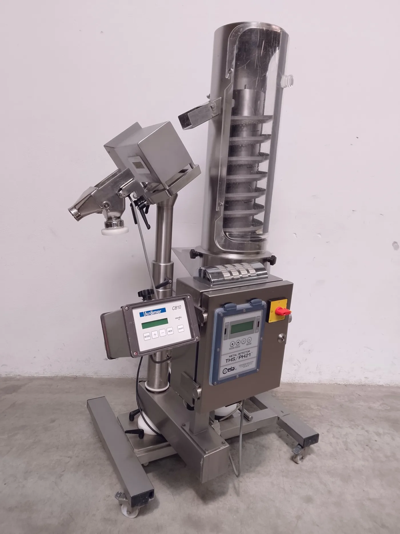DEPOLVERIZZATORE COMPRESSE CON RILEVATORE METALLI – KRAMER – MOD. E2000-500ER - 1