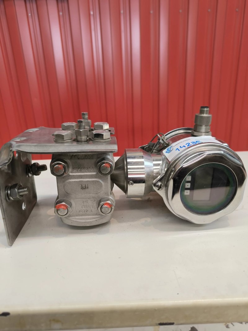 DIFFERENTIAL PRESSURE TRANSMITTER ENDRESS HAUSER DELTABAR S STAINLESS STEEL 316L UNUSED