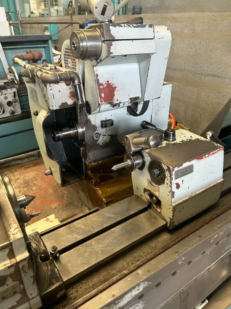Internal / External Cylindrical Grinder – TOS BU 28/1000