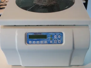 Used laboratory vacuum centrifuge, ScanVac Scanspeed 40