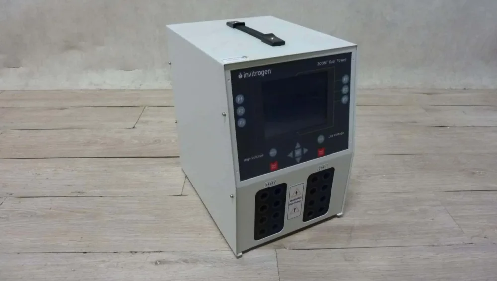 Invitrogen ZP10002 ZOOM Dual Power Supply