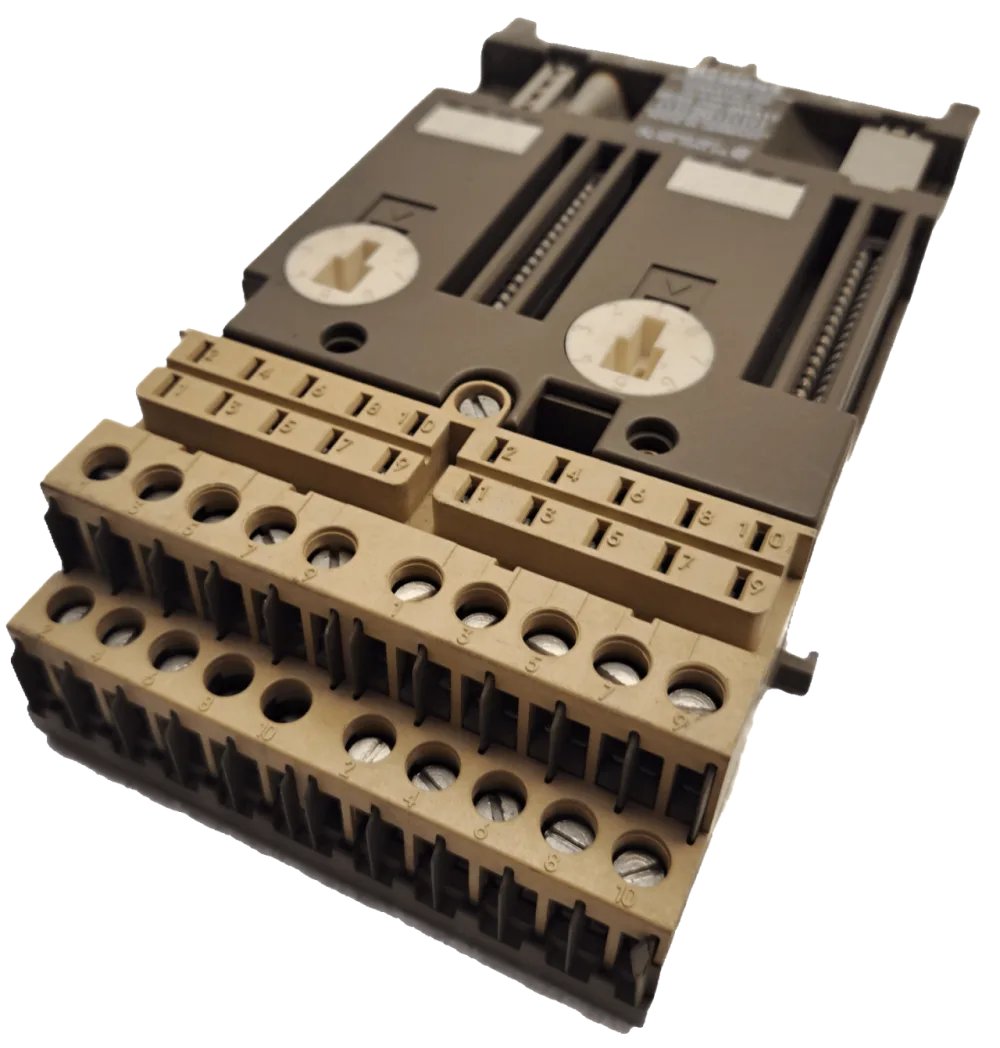 Siemens SIMATIC S5, Busmodul für S5-100U/ET / 6ES5700-8MA11