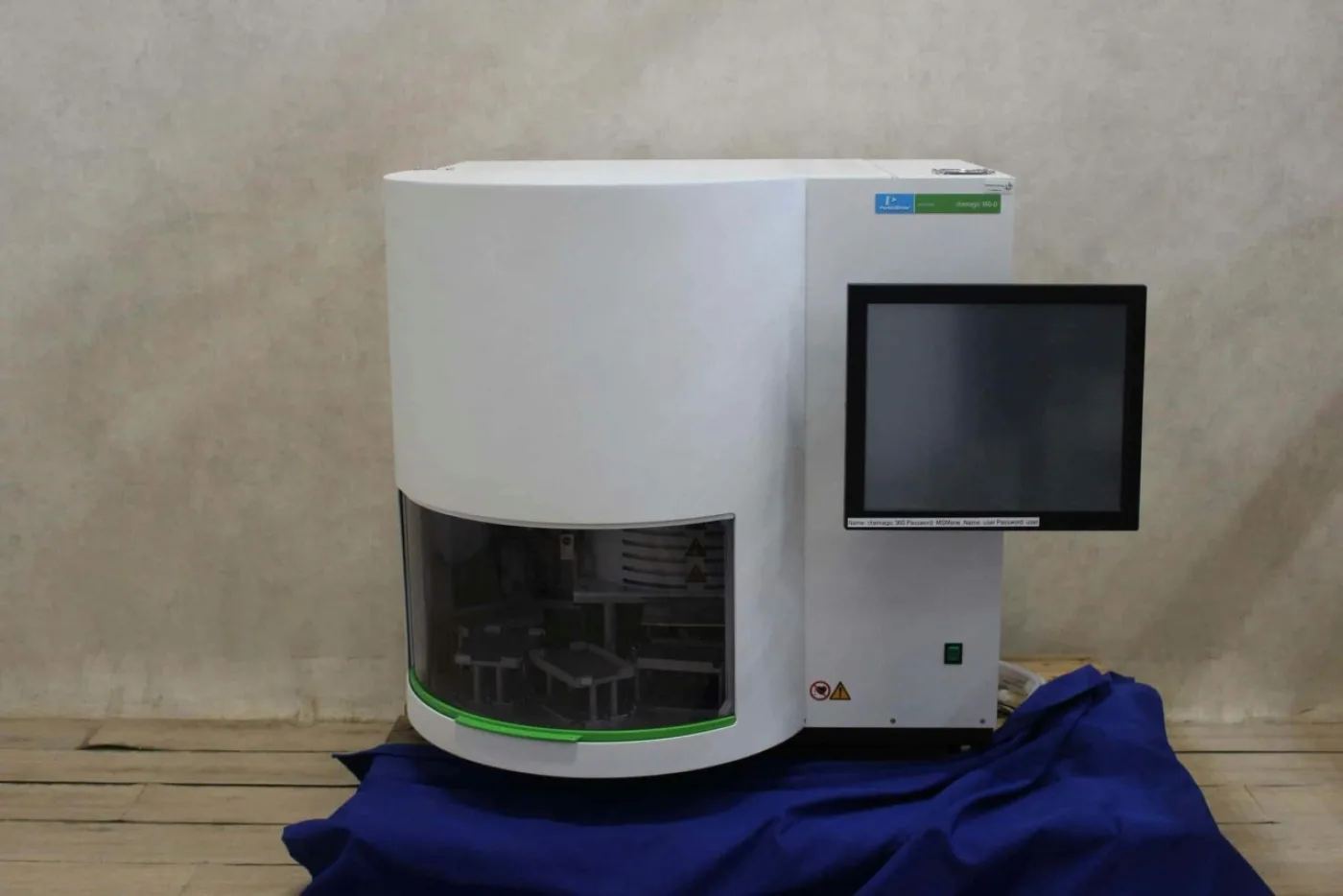 Perkin Elmer Chemagic 360-D Nucleïnezuur Extractor Instrument - 1