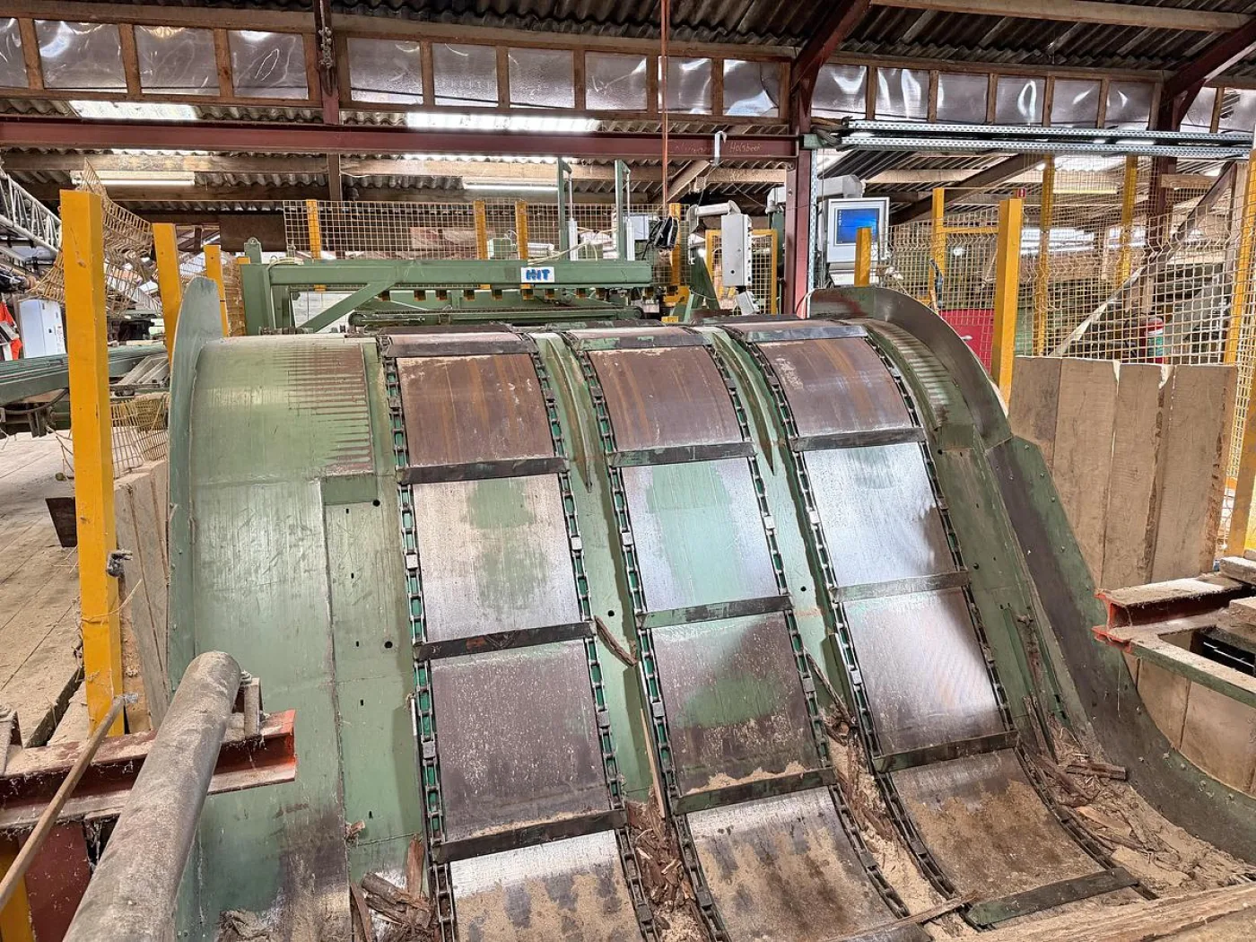 HIT edging line + BONGIANNI multi-ripsaw - 2