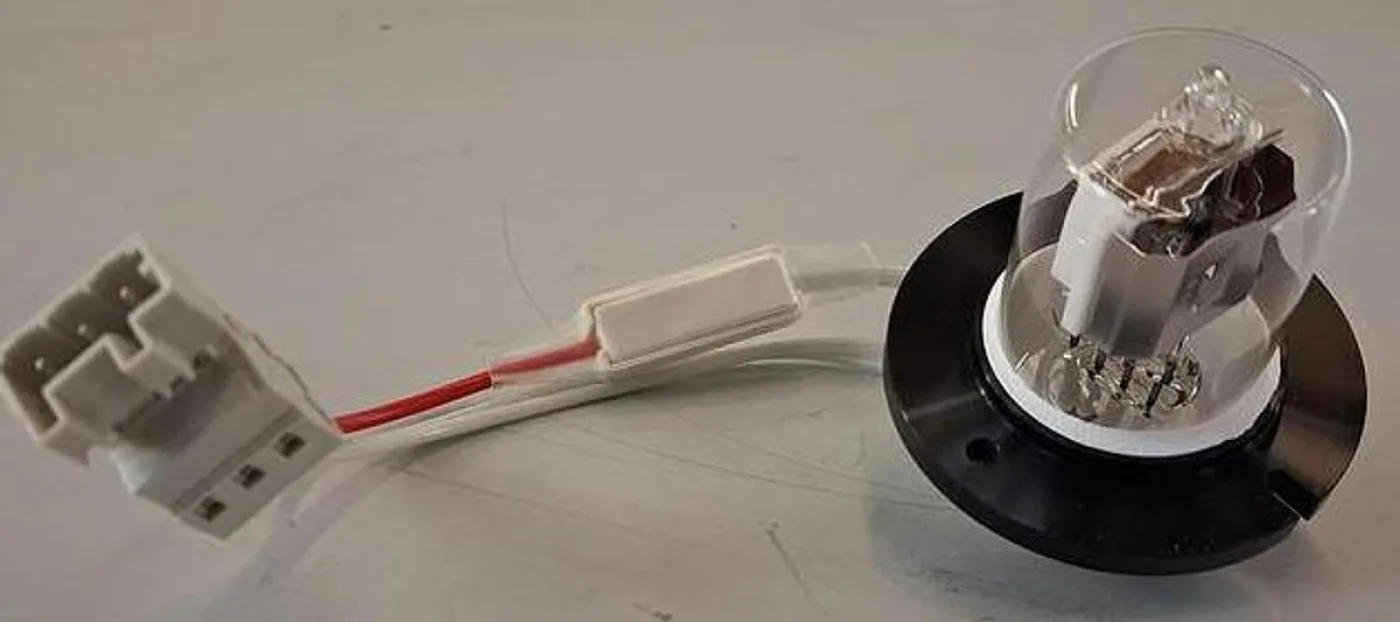 Knauer Deuteriumlampe 35 W G2572v2 ist ein Ersatzteil für UV-Spektrometer - 2