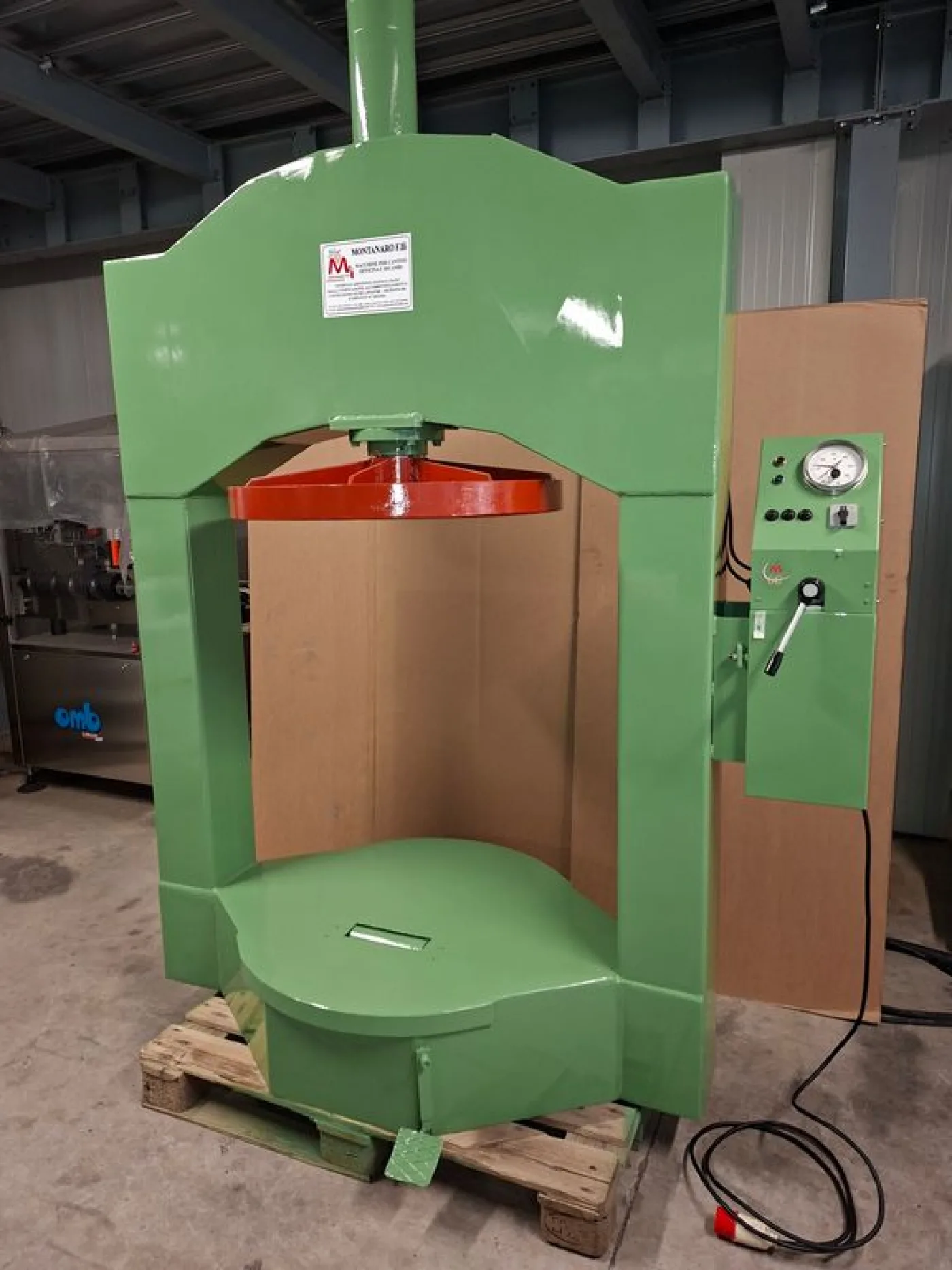 HYDRAULIC PRESS, Ø80CM WITH 2 TROLLEYS, SECOND-HAND MACHINE - 1