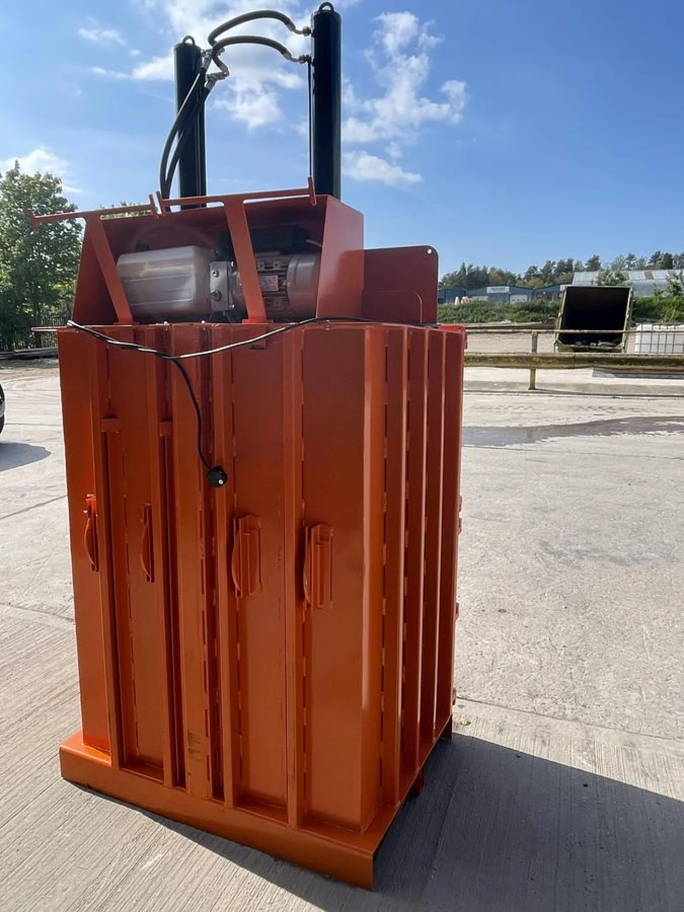 2019 CK International CK151 Vertical Baler - 6