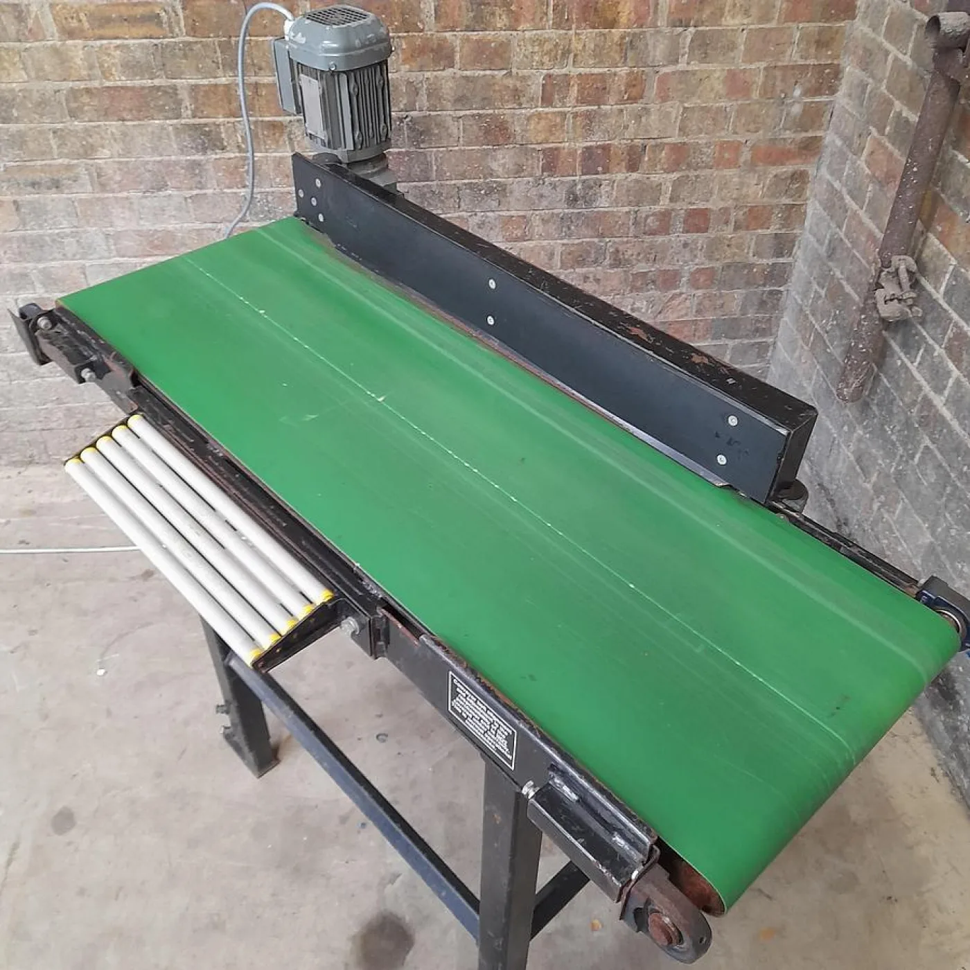 W J Murray Engineering Ltd Straight Conveyor - 4