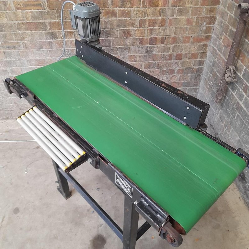 W J Murray Engineering Ltd Straight Conveyor