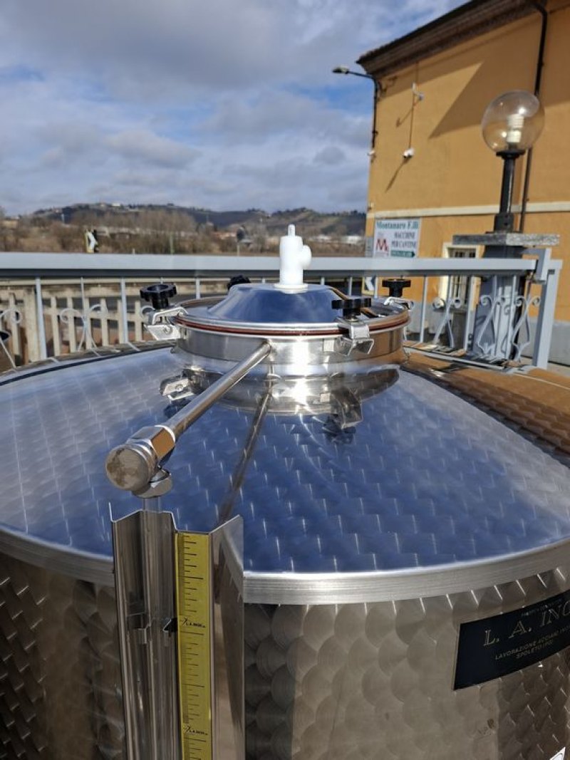STAINLESS STEEL TANK L.A. INOX, CAPACITY 1500 LITERS, STORAGE/VINIFICATION MODEL CONICAL BOTTOM, SECON HAND EQUIPMENT