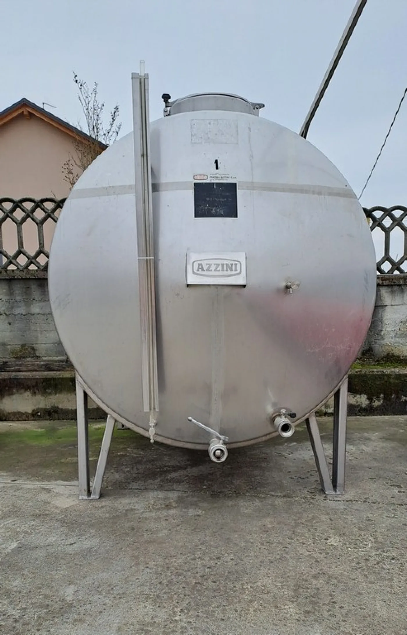 HORIZONTAL STAINLESS STEEL TANK, AZZINI FIRM, CAPACITY 40 HL, STORAGE MODEL, SECOND-HAND EQUIPMENT - 1