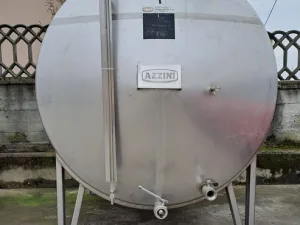 HORIZONTAL STAINLESS STEEL TANK, AZZINI FIRM, CAPACITY 40 HL, STORAGE MODEL, SECOND-HAND EQUIPMENT