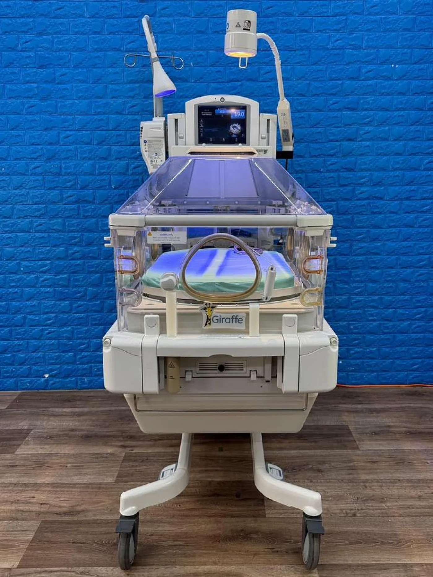 GE Giraffe Omnibed Carestation CS1 REF: 2082844-001-403565 YOM: 2016 - 8