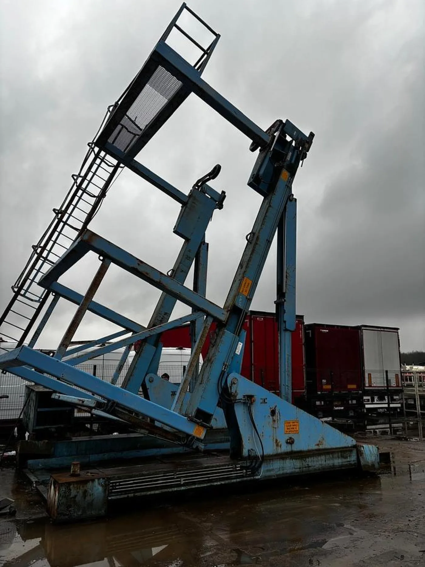 Container Tilter - 3