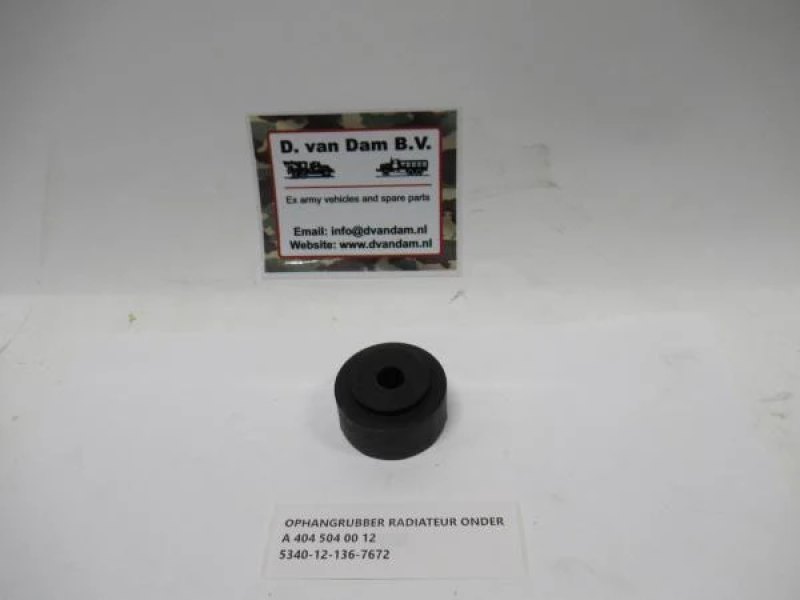 Ophangrubber radiateur onder