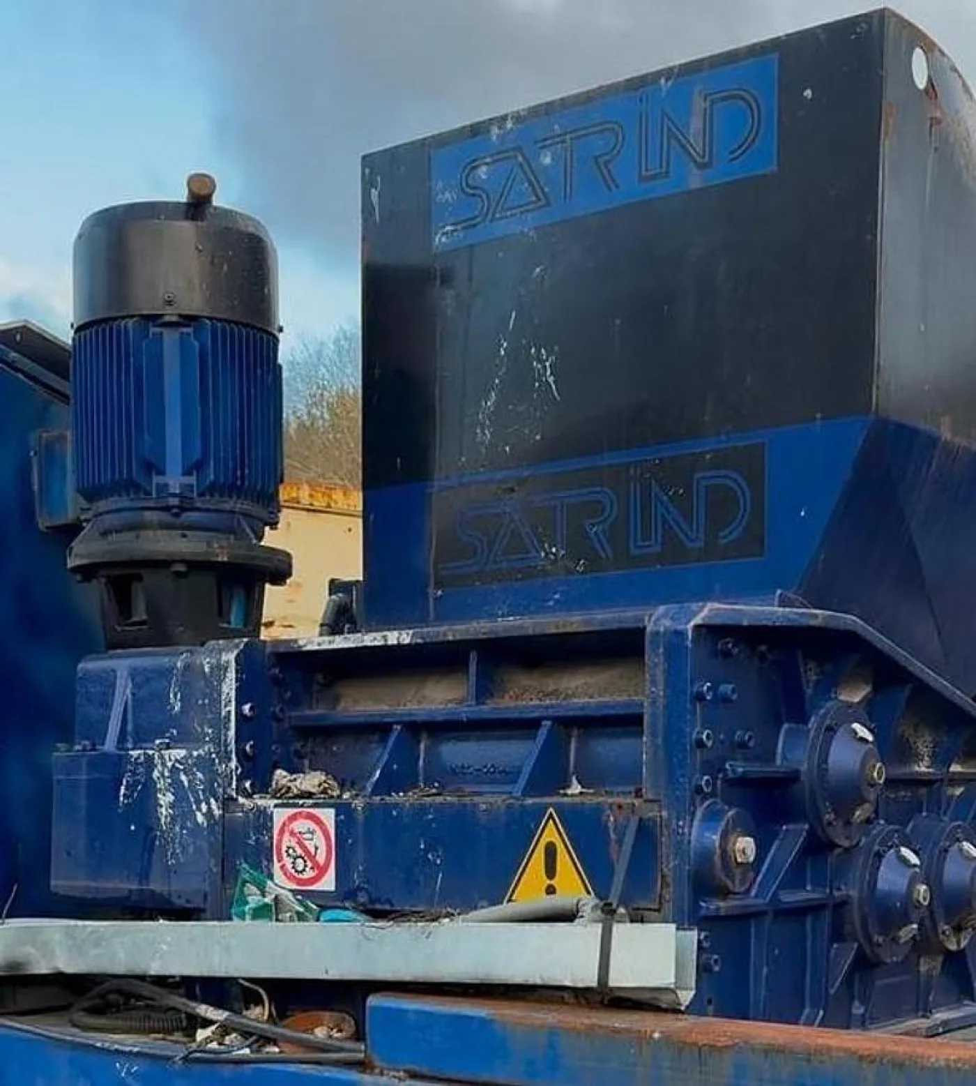 2004 Satrind Tech K7/30 Three-Shaft Shredder - 7