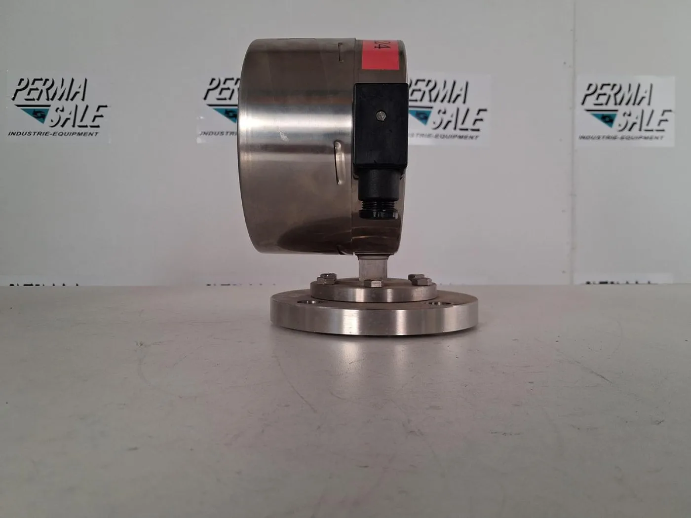 LABOM NG160 Pressure Gauge 0–9 bar DN160 with Inductive Contact - 5