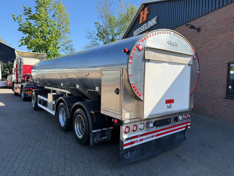 Magyar 3-AKSLET SLEPVOGN Skala RVS/INOX Milk/Milch/Milk Food 4 Rooms 18,000L Elevator Bag